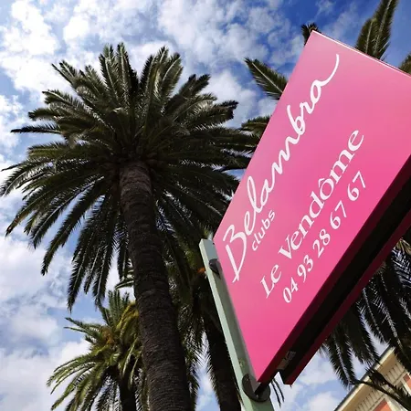 Hotel Vendome Menton 호텔 3*