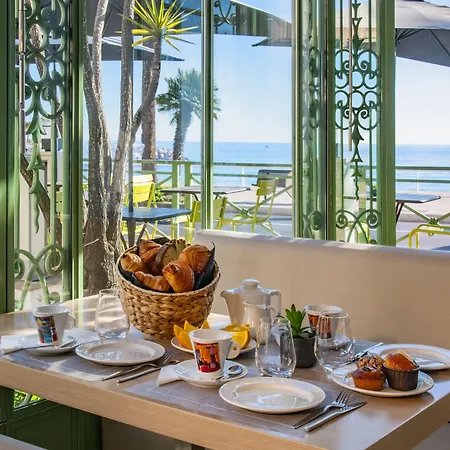 호텔 Hotel Vendome Menton 3*