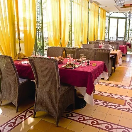 Hotel Vendome Menton 3*