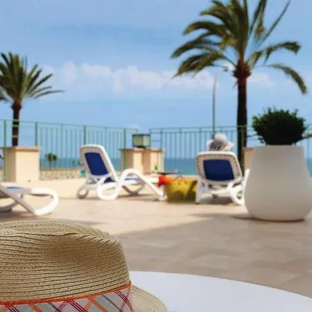 Hotel Vendome - Reouverture Menton