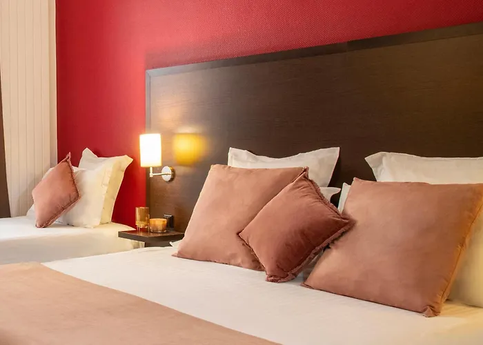 Hotel Menton Le Vendome מלון