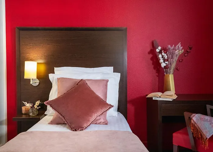 Hotel Menton Le Vendome מלון