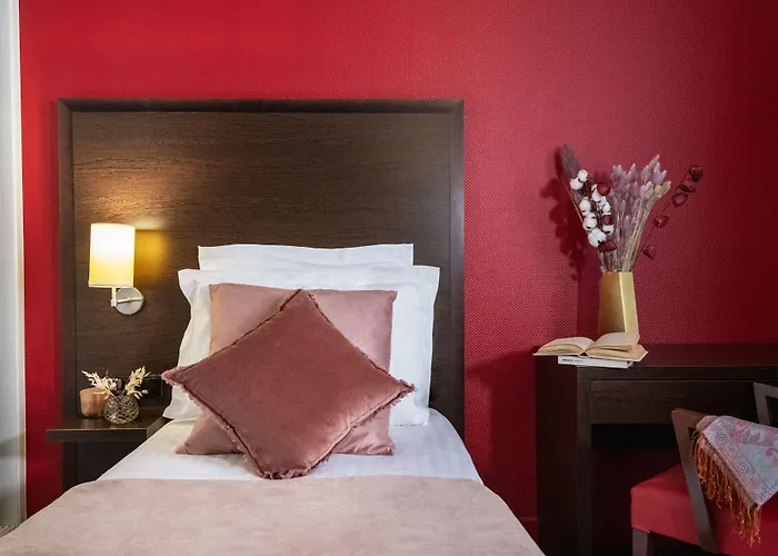 מלון Hotel Menton Le Vendome מנטון