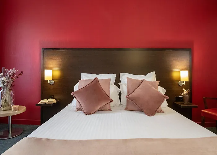 מלון Hotel Menton Le Vendome מנטון